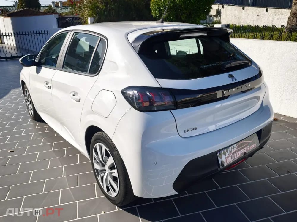 Peugeot 208 1.2 PureTech Allure Pack EAT8