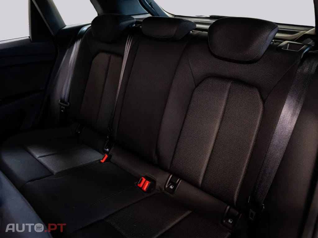 Audi Q4 E-Tron I.V.A DEDUTIVEL 50