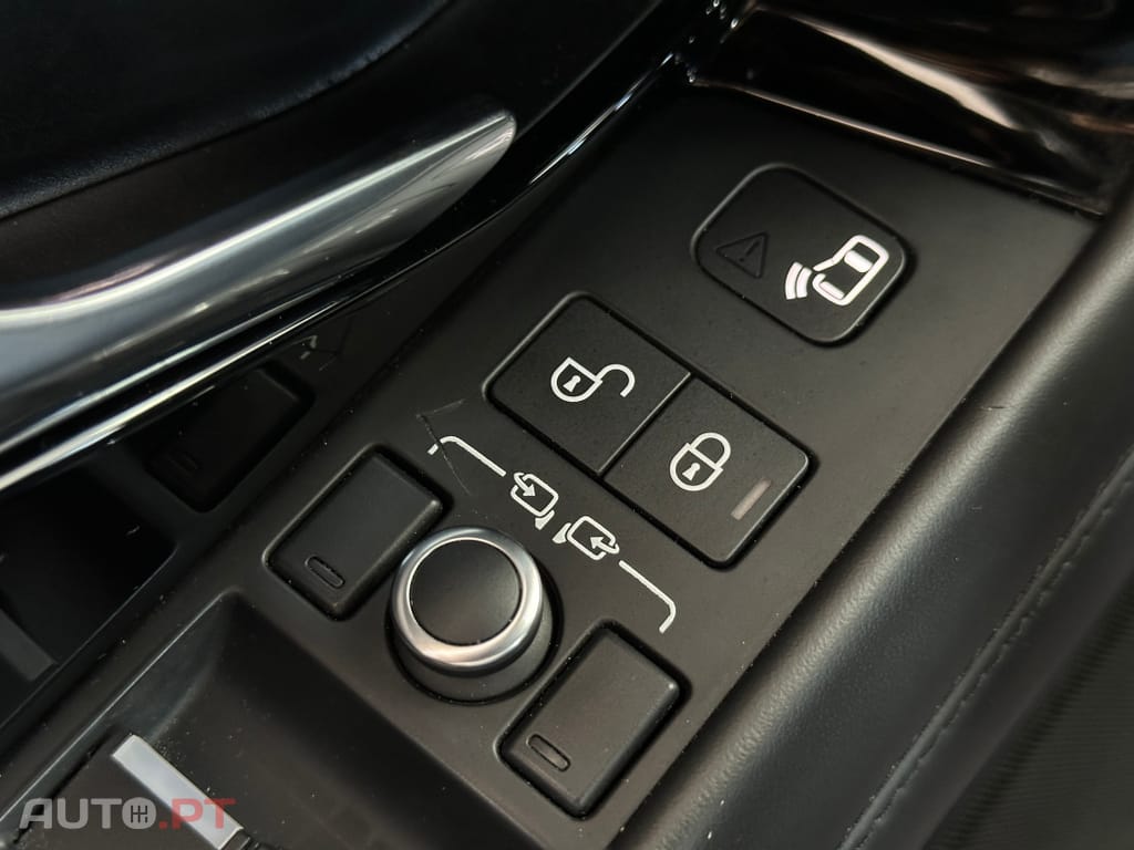 Land Rover Evoque P250 R-Dynamic HSE