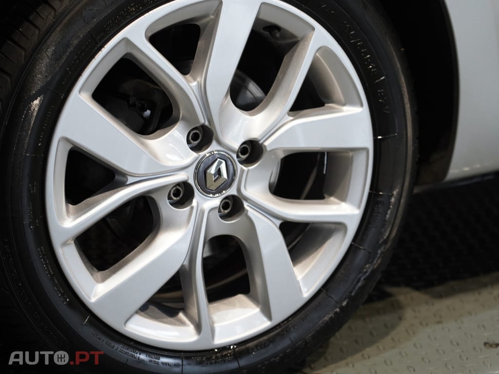 Renault Clio Sport Tourer 0.9 TCe Limited
