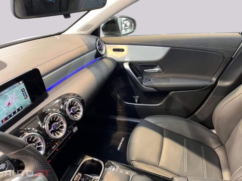 Mercedes-Benz A 250 I.V.A DEDUTIVEL e AMG