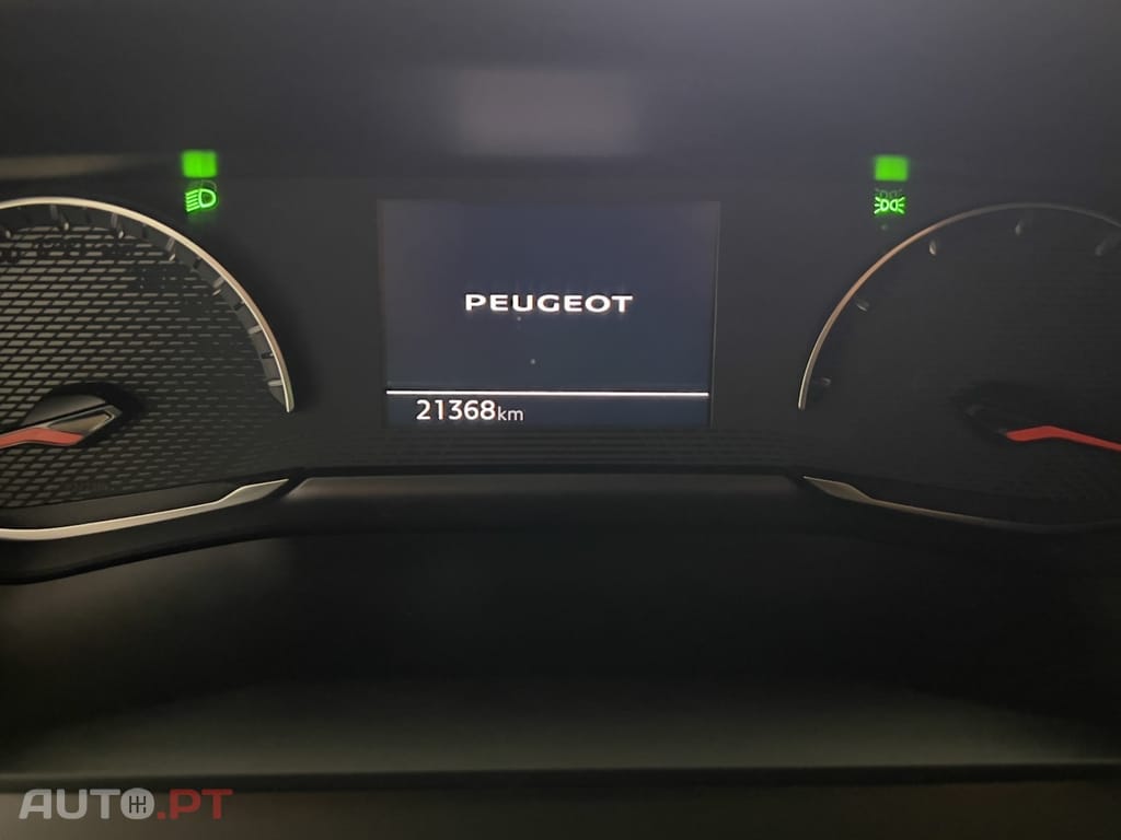 Peugeot 2008 1.2 PureTech Active