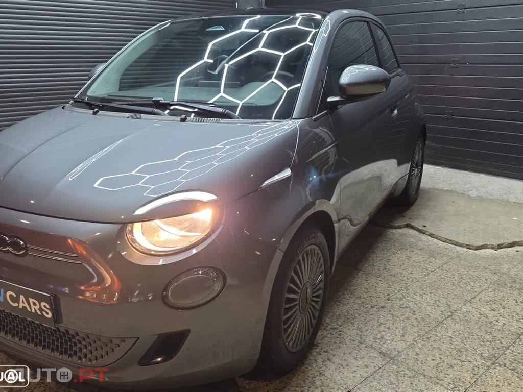 Fiat 500e 42 kWh Icon