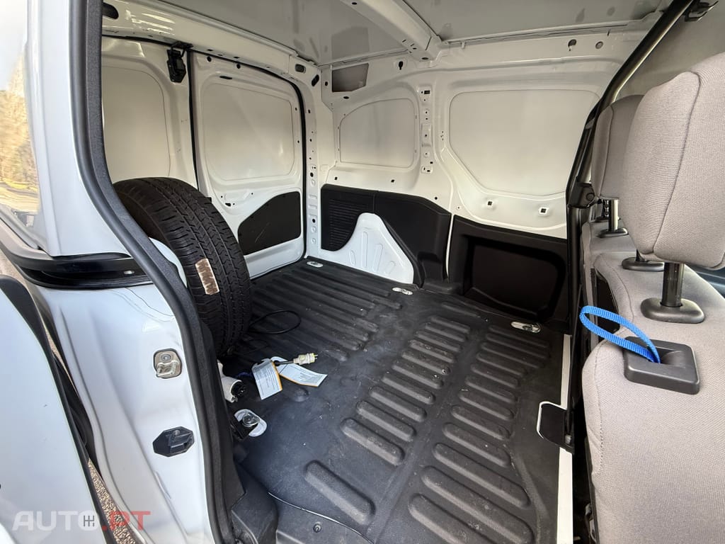 Peugeot E-Partner L2 FlexCab (50kWh) Pro