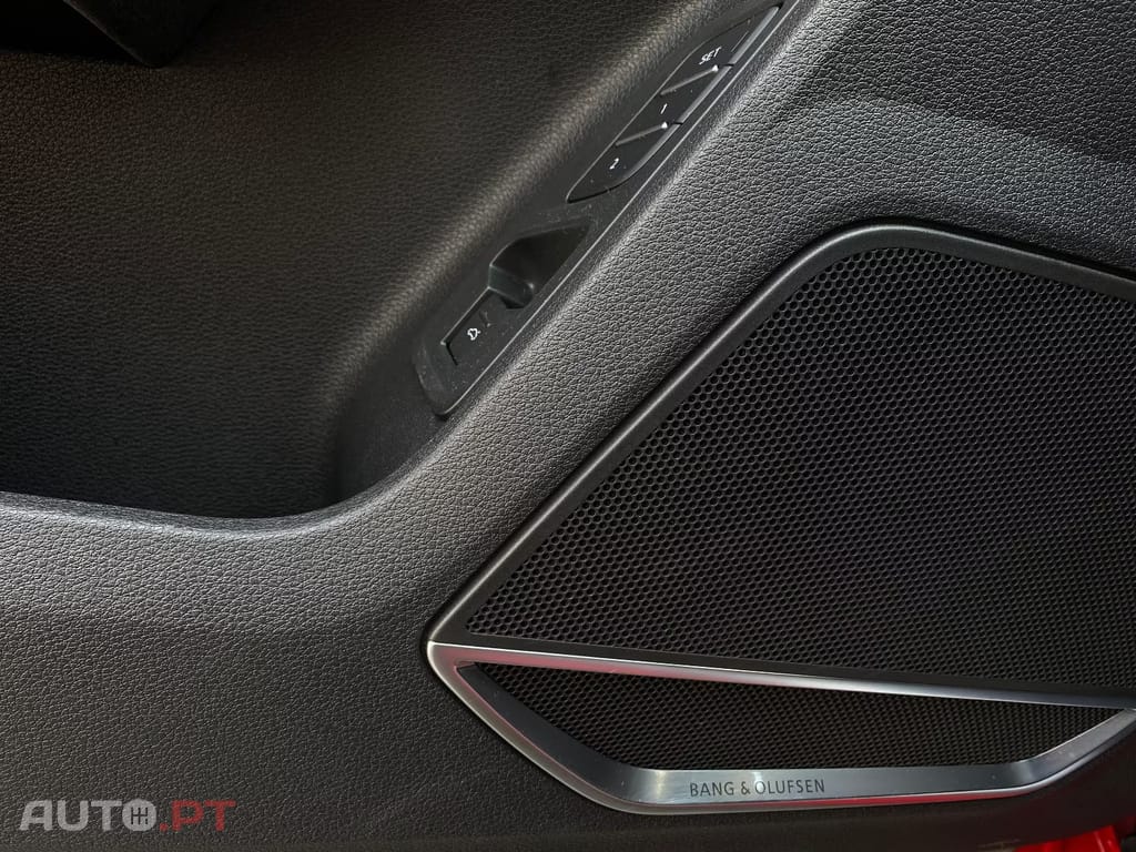 Audi RSQ3 SportBack quattro