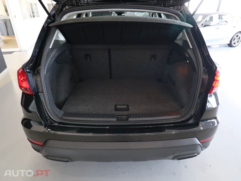 SEAT Arona 1.0 TSI Style — fotografia 15