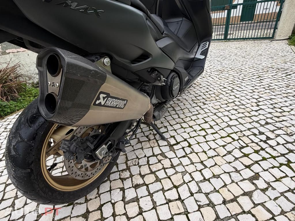 Yamaha TMAX 560