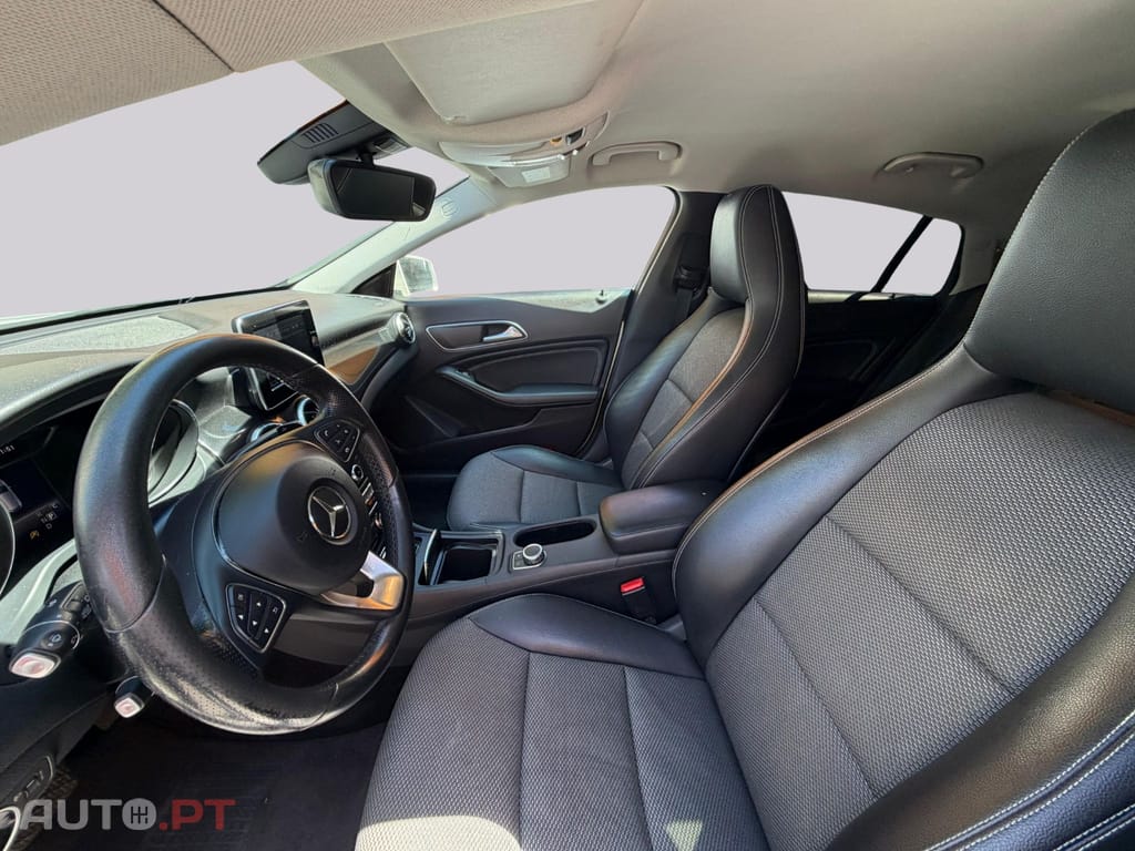 Mercedes-Benz CLA 200 D