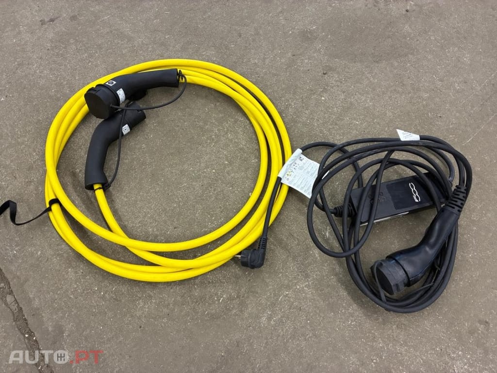 Fiat 600e 54 kWh RED