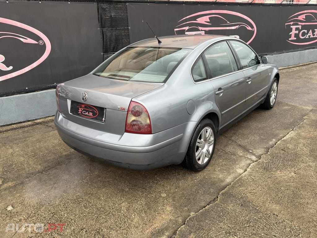 Volkswagen Passat 1.9 TDi Highline