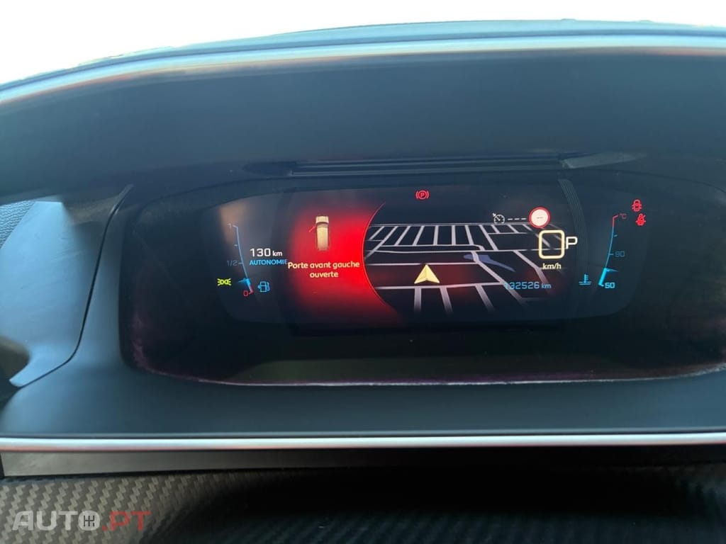 Peugeot 2008 1.5 BlueHDi Allure Pack EAT8