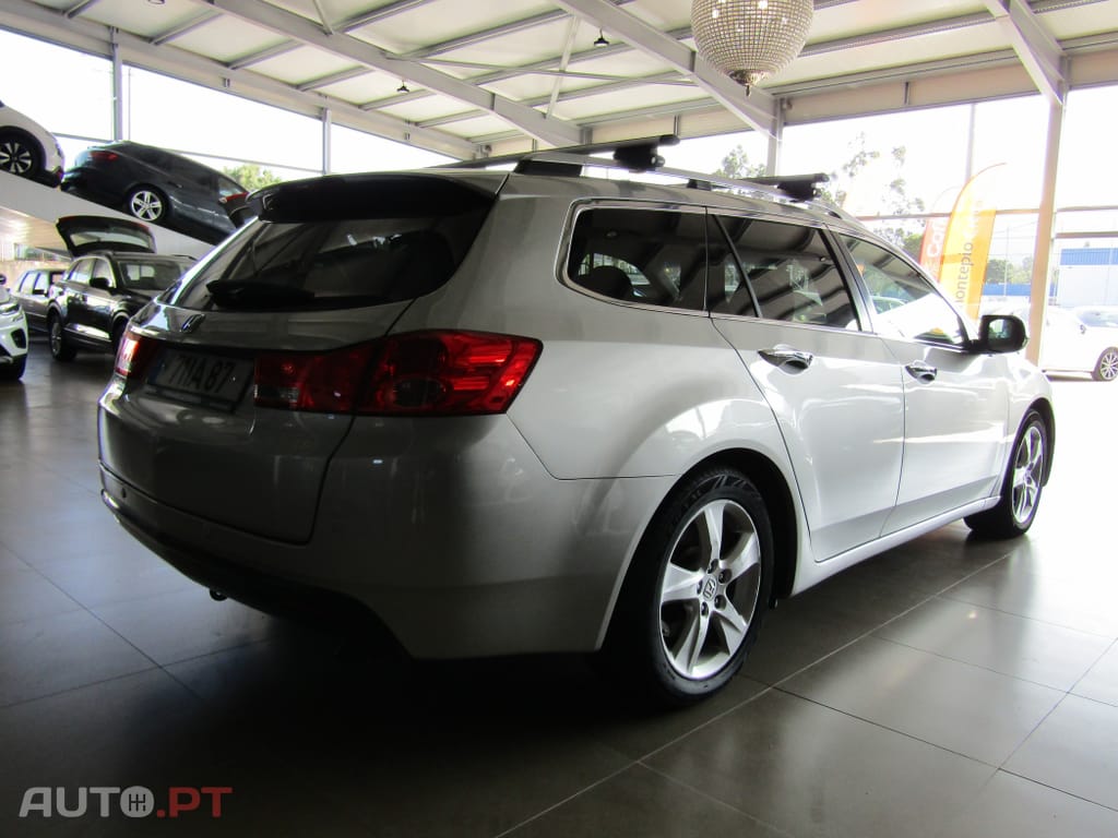 Honda Accord Tourer 2.2 i-DTEC Exe. Advance