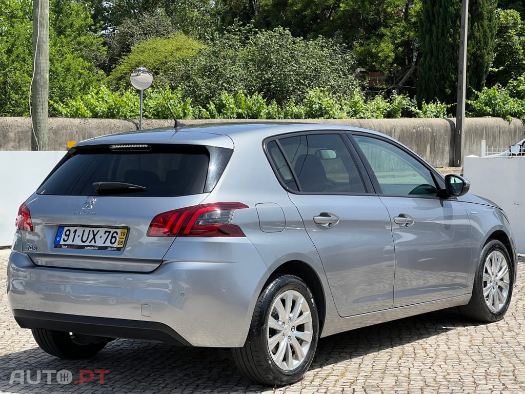 Peugeot 308 1.5 BlueHDi Style