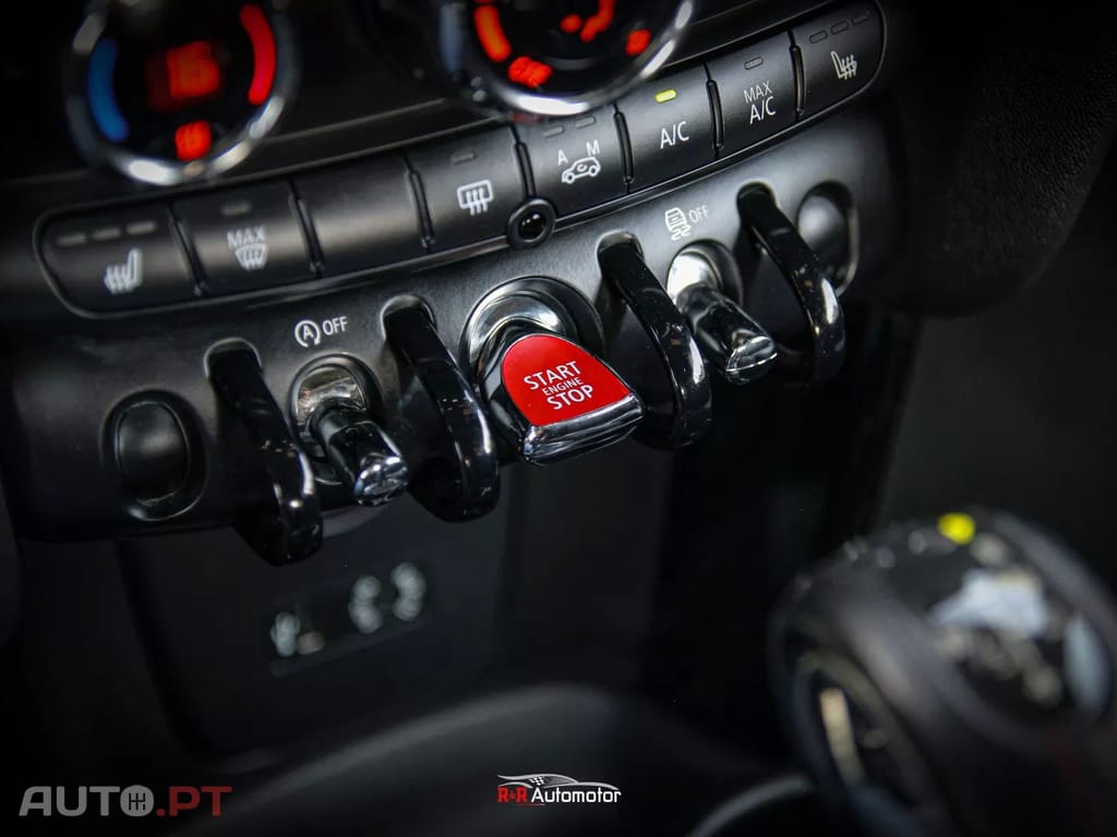 MINI Cabrio Cooper S Auto Desportiva