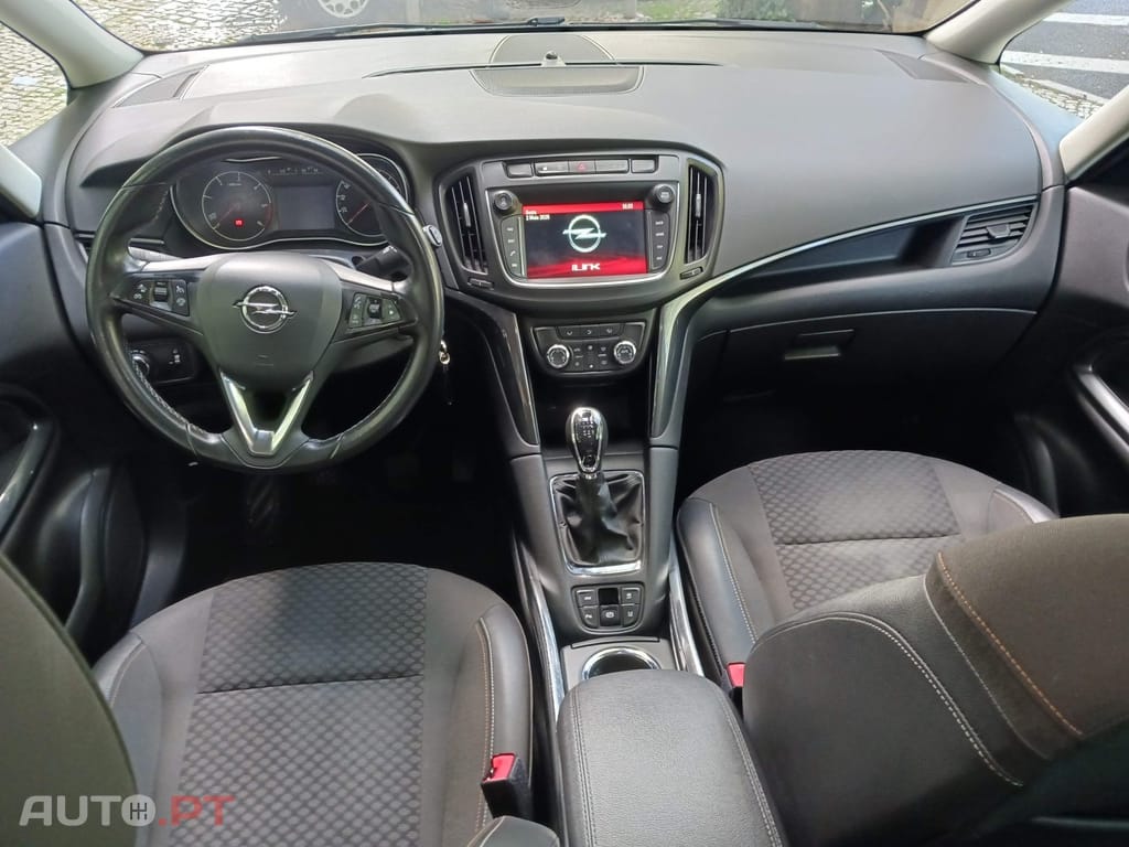 Opel Zafira 2.0 CDTi OPC Line S/S