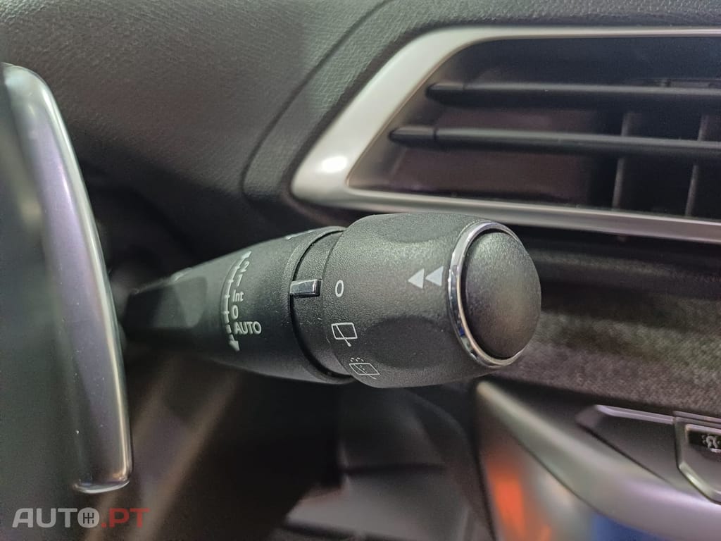 Peugeot 3008 1.5 BlueHDi Allure EAT8
