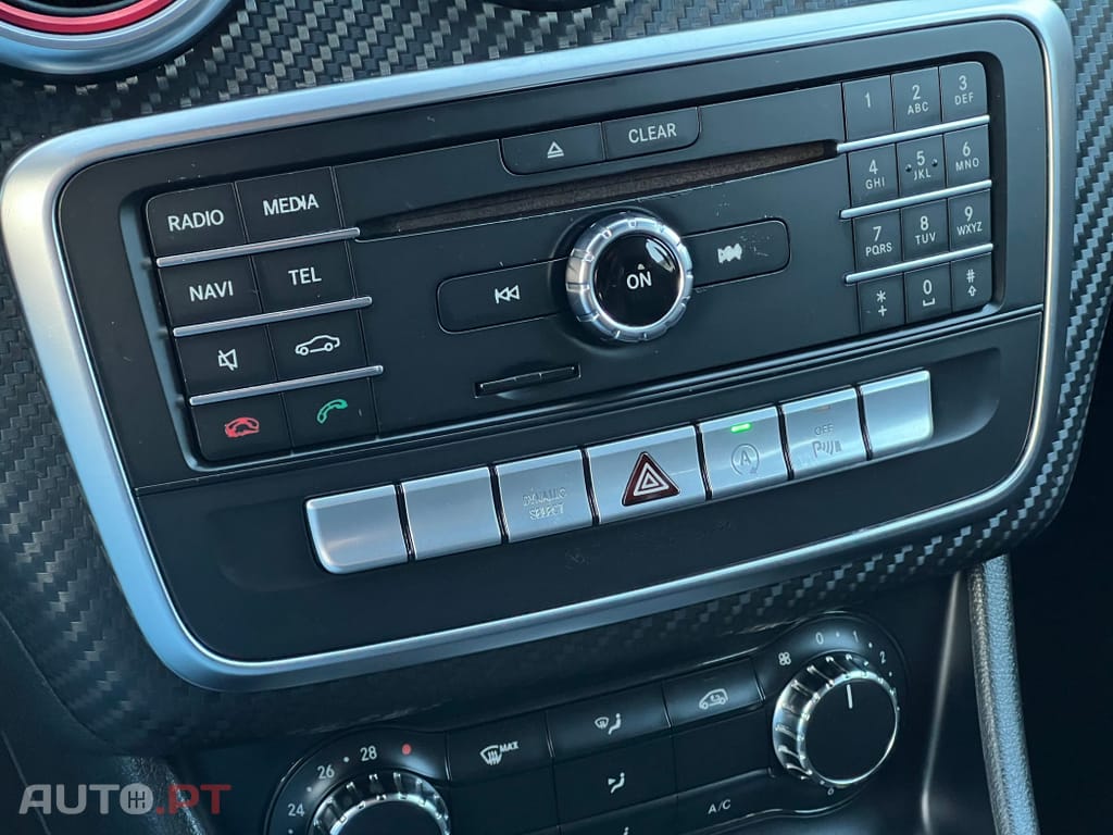 Mercedes-Benz A 180 d AMG Line