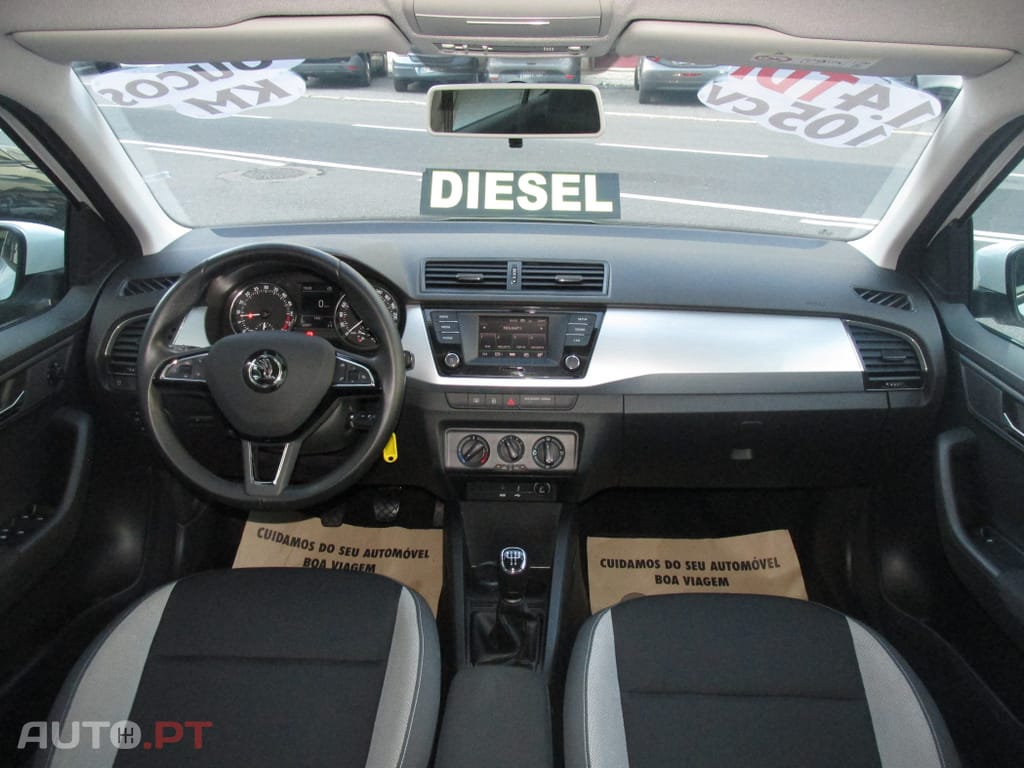 Skoda Fabia Diesel 1.4 TDi 105cv Só 22.000KM