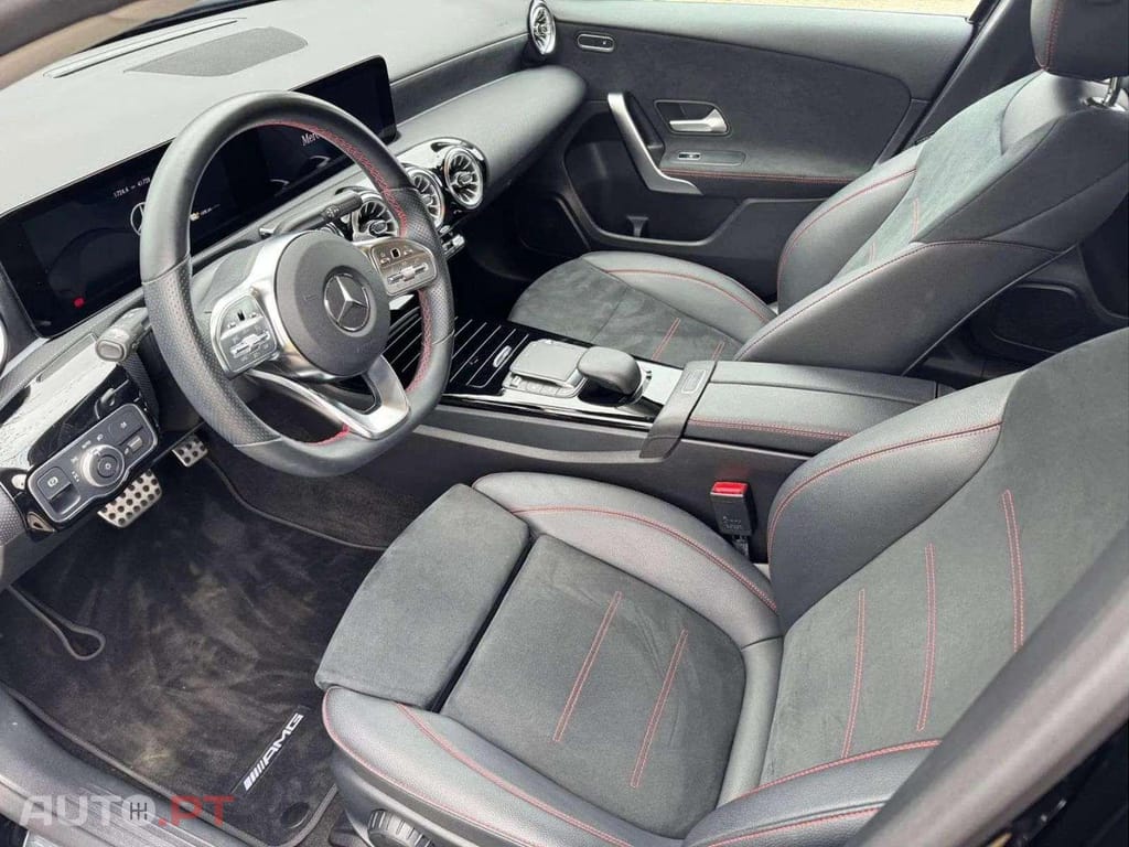 Mercedes-Benz A 250 AMG LINE Night