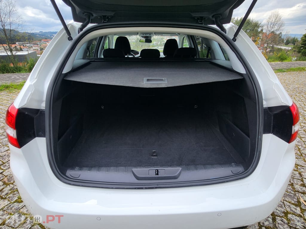 Peugeot 308 SW 1.5 BlueHDi Style