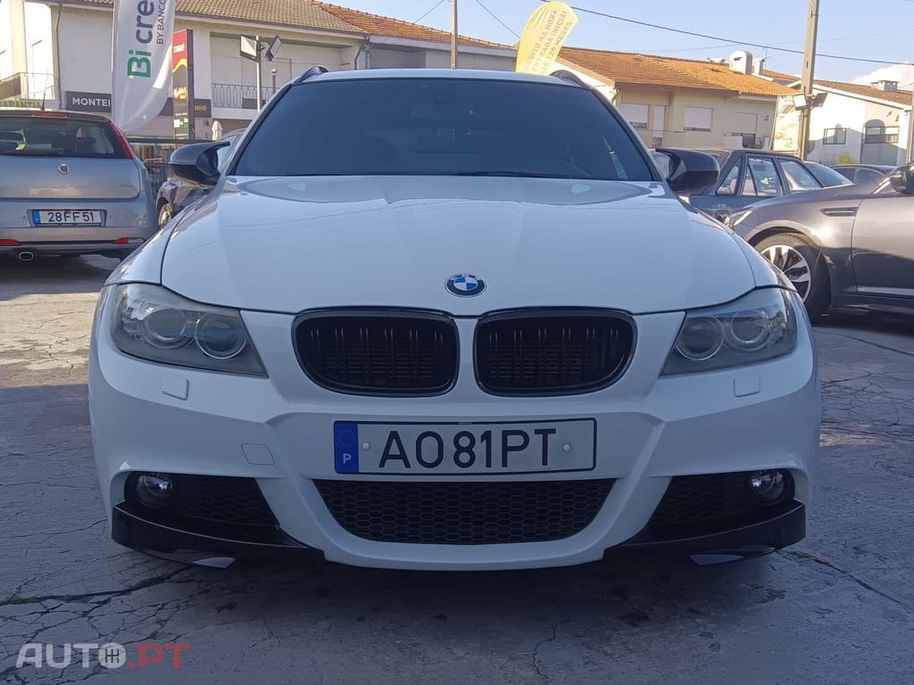 BMW 318 d Touring Navigation Sport
