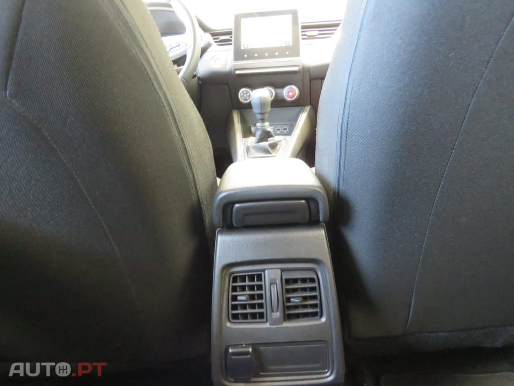 Renault Captur 1.0 TCe Intens