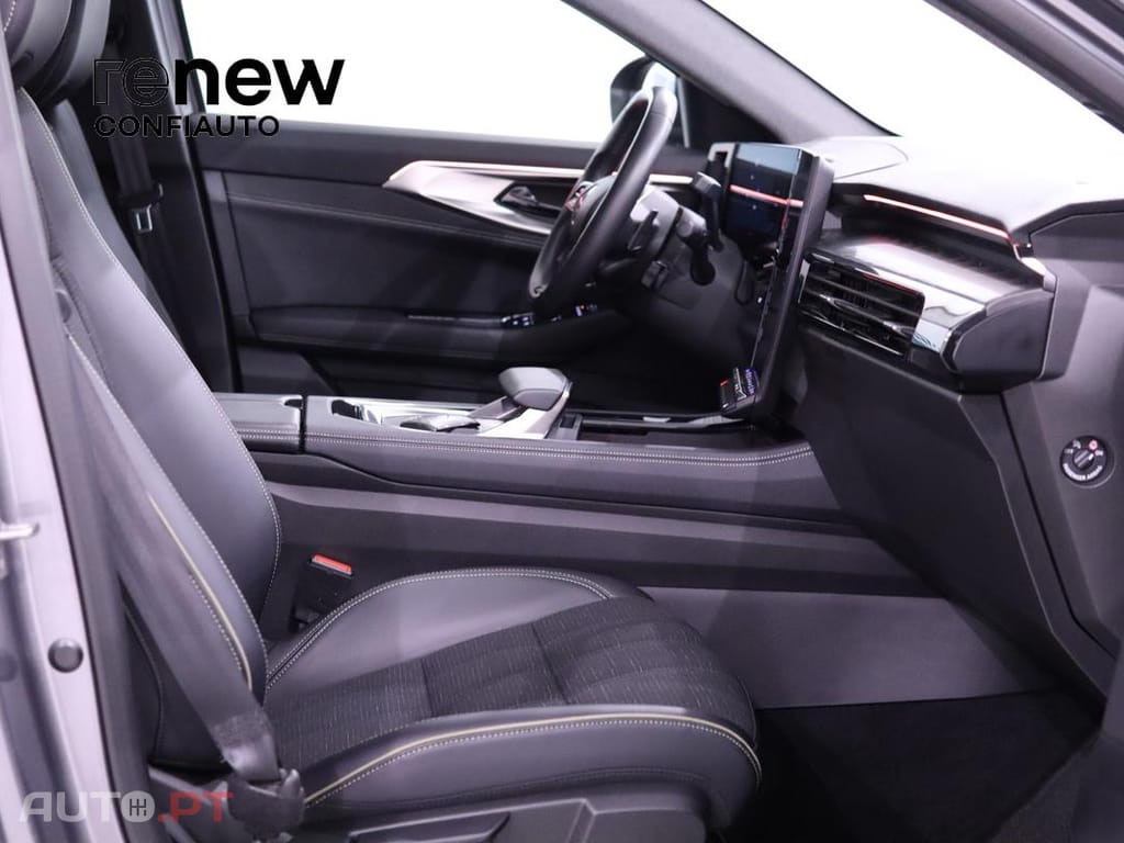 Renault Austral 1.3 Mild Hybrid Iconic Auto