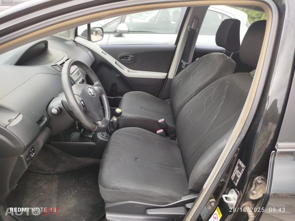 Toyota Yaris 1.0 VVT-i ACtive+AC