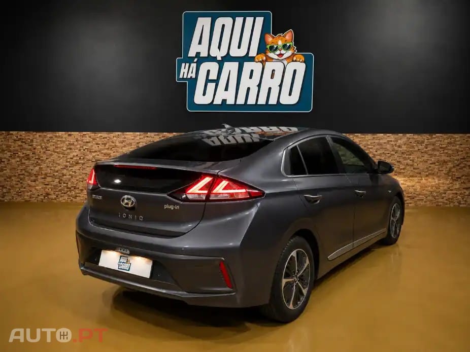 Hyundai Ioniq 1.6 GDI PHEV