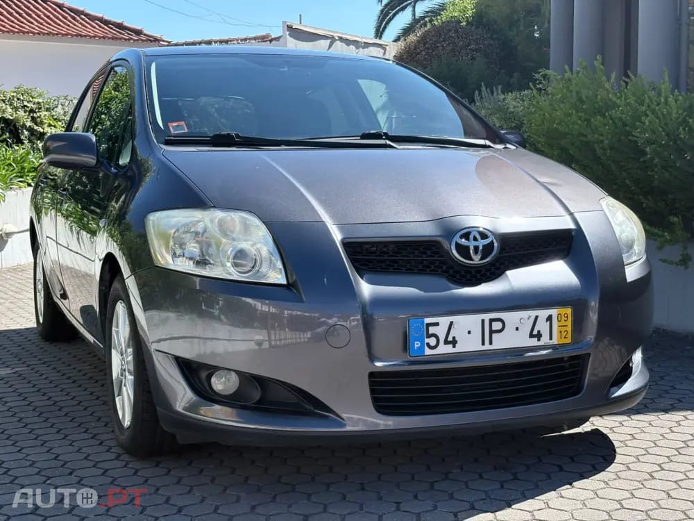 Toyota Auris 1.4 D-4D Sol