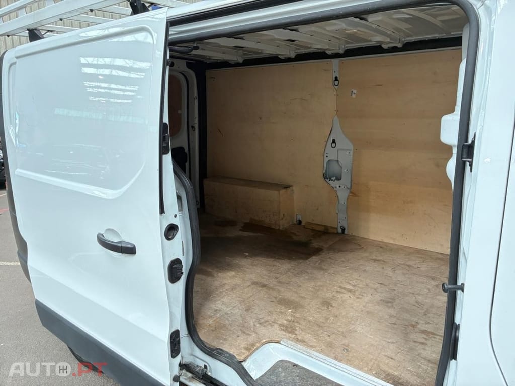Renault Trafic 2.0 dCi L2H1 1.3T