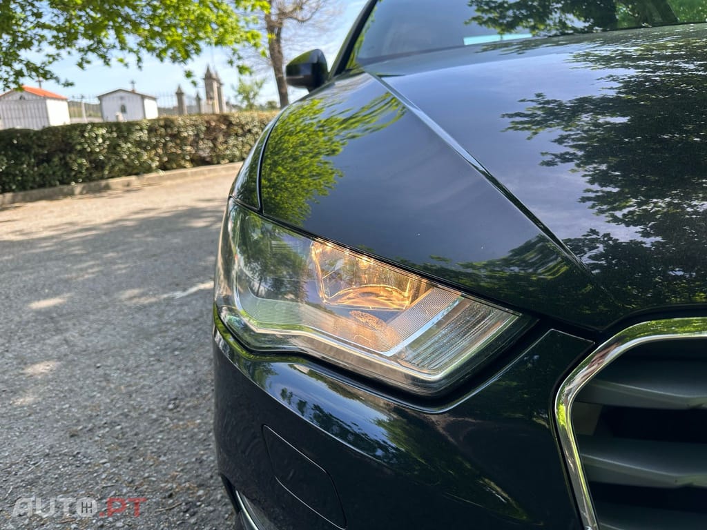 Audi A3 Sportback 1.6 TDi Business Line Attraction S tronic