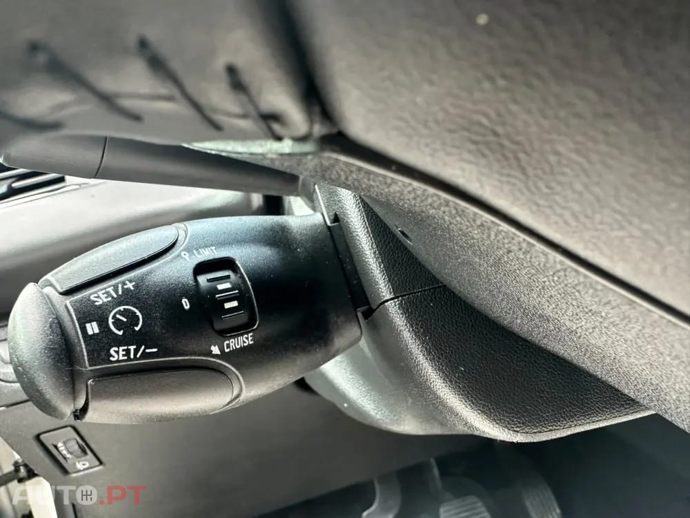 Peugeot 208 1.5 BlueHDi Signature