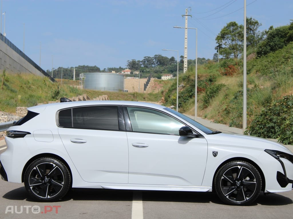 Peugeot E-308 58 kWh GT