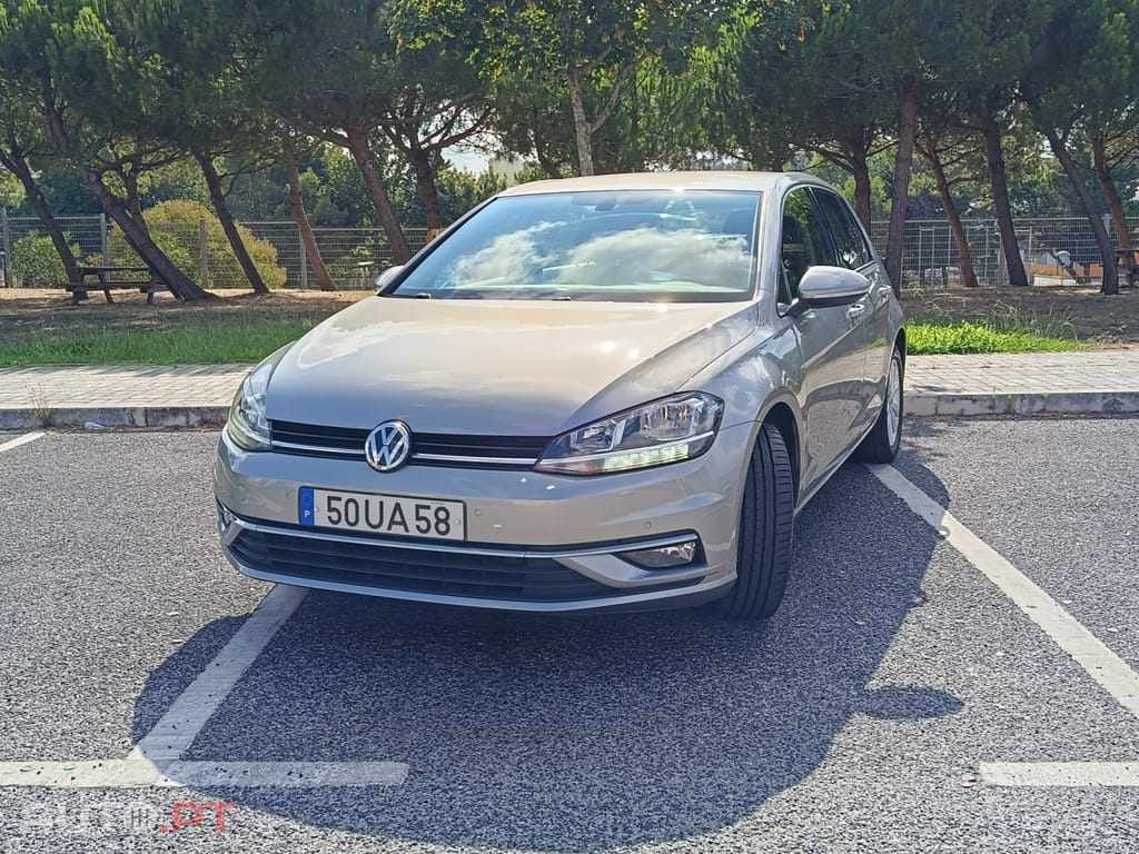 Volkswagen Golf 1.6 TDi Confortline