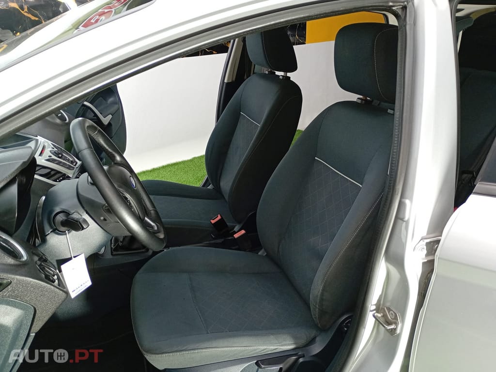 Ford Fiesta 1.4 TDCI Titanium