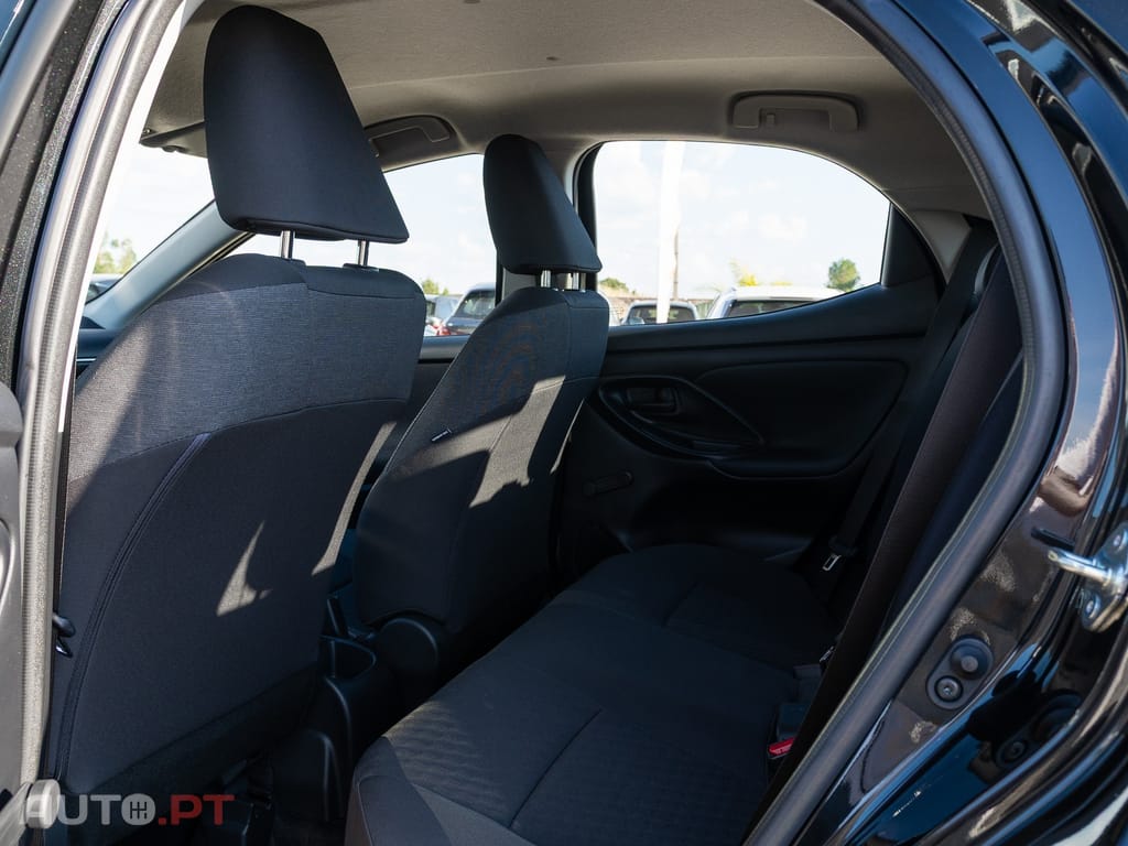 Toyota Yaris 1.0 VVT-i Comfort Plus