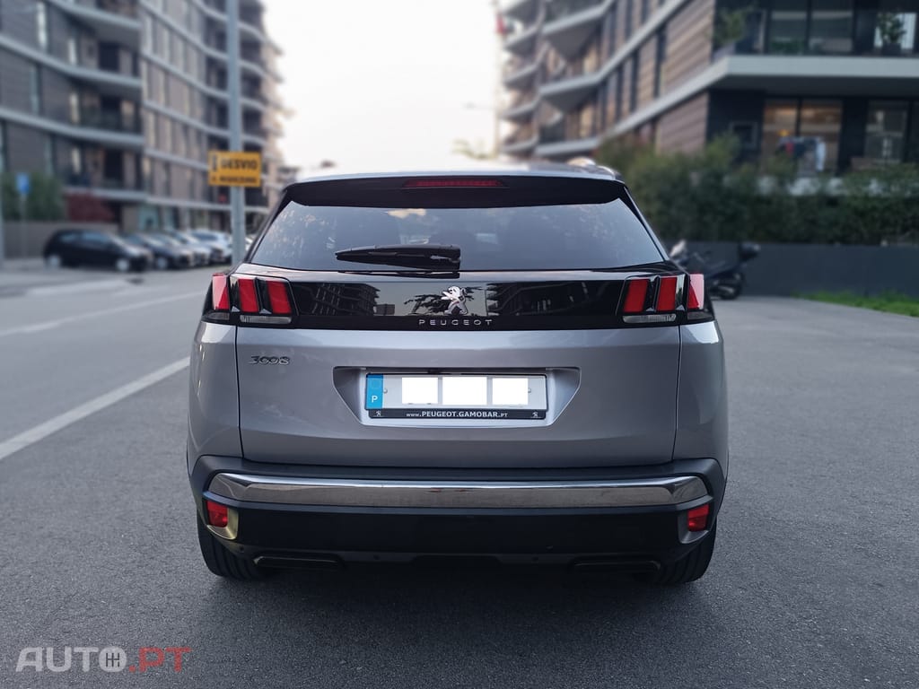 Peugeot 3008 1.5 BlueHDi Allure EAT8 - Nacional