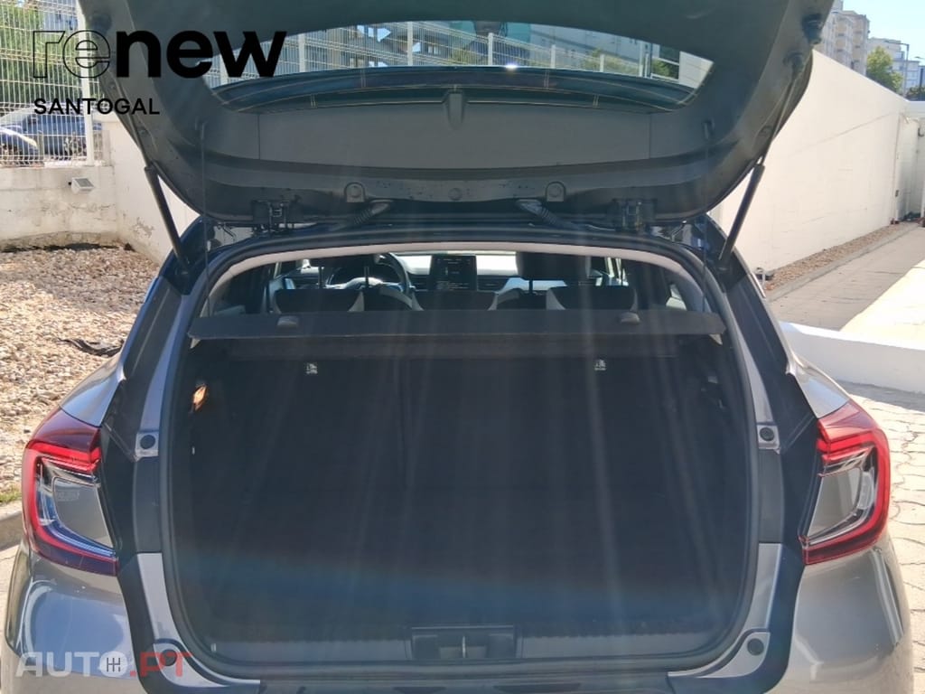 Renault Captur E-tech Plug In Hybrid 160