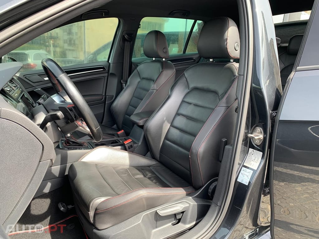 Volkswagen Golf 2.0 TSi GTi DSG Performance