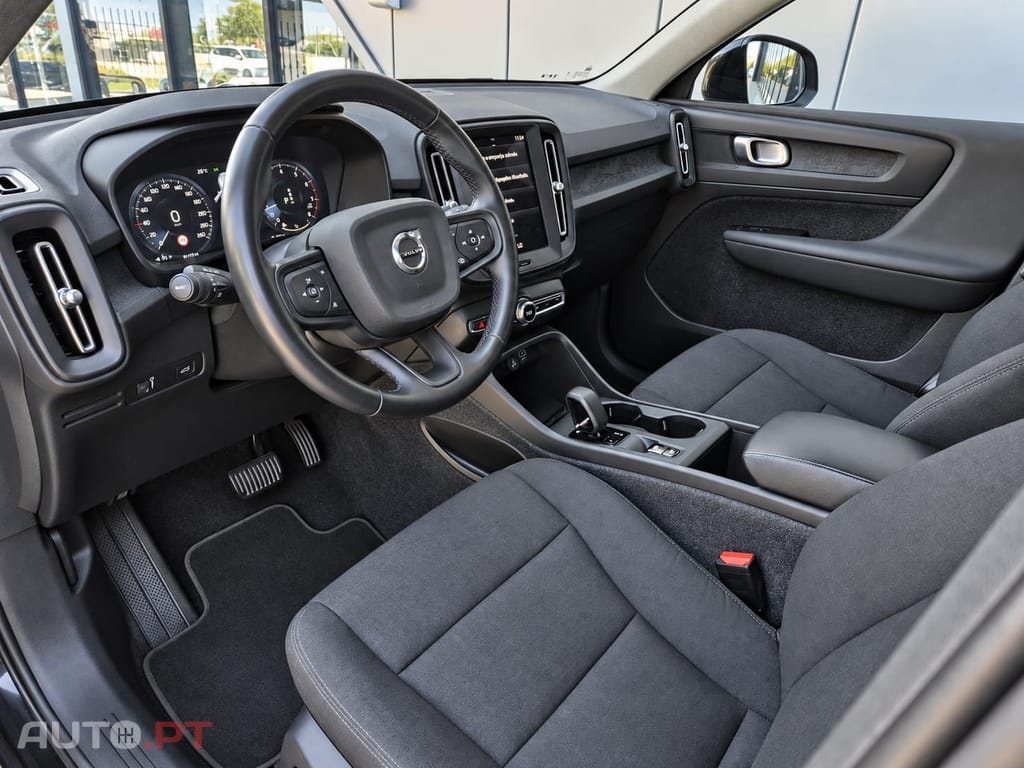 Volvo XC40 1.5 T2 Momentum Aut.