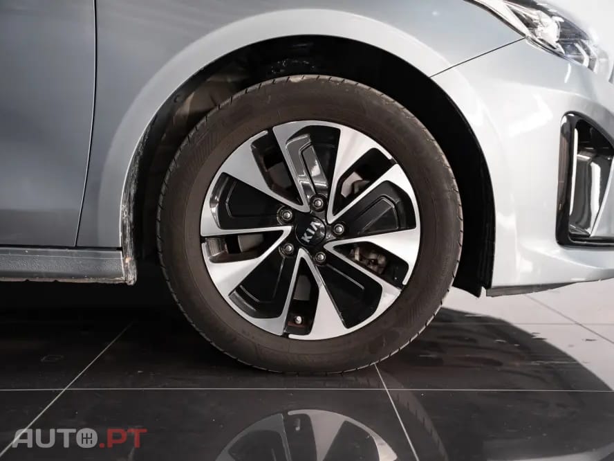Kia Ceed SW 1.6 GDi PHEV Drive 6DCT