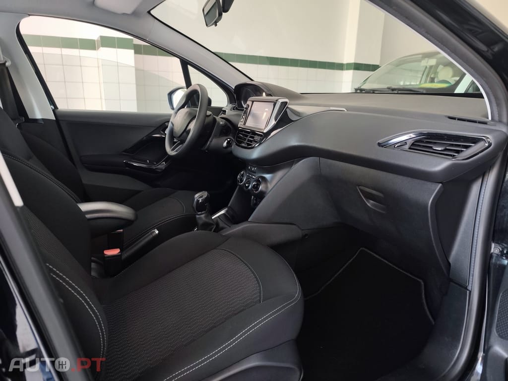Peugeot 208 1.6 BlueHDi Active