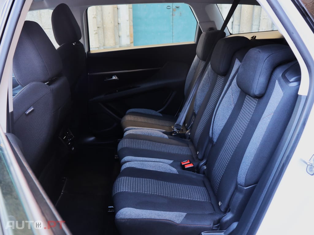 Peugeot 5008 1.5 BlueHDi Active Pack EAT8