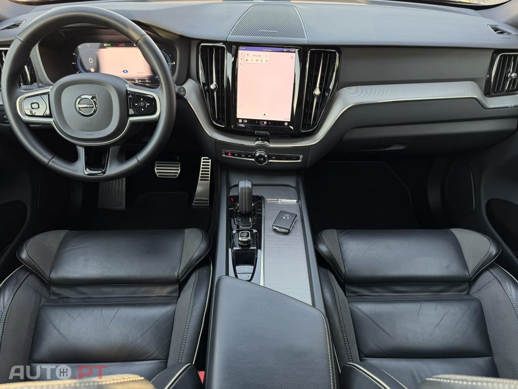 Volvo XC60 2.0 T6 PHEV R-Design AWD