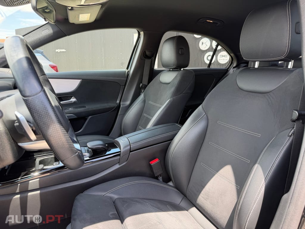 Mercedes-Benz A 250 e 8G-DCT AMG Line