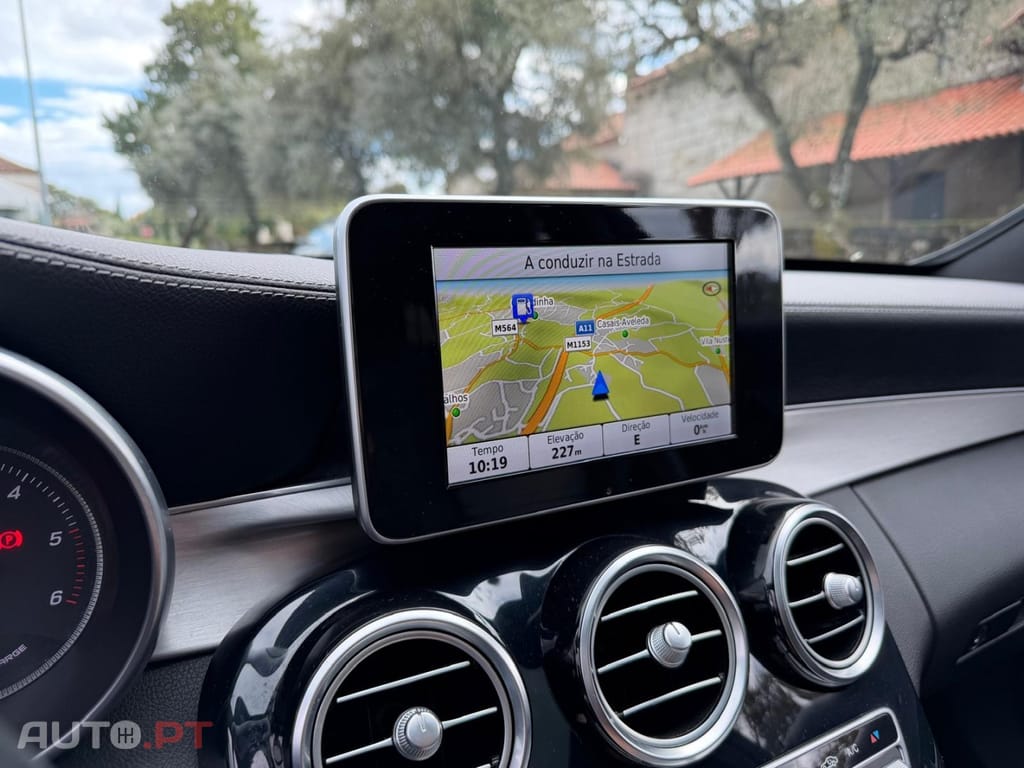 Mercedes-Benz C 300 h AMG Line