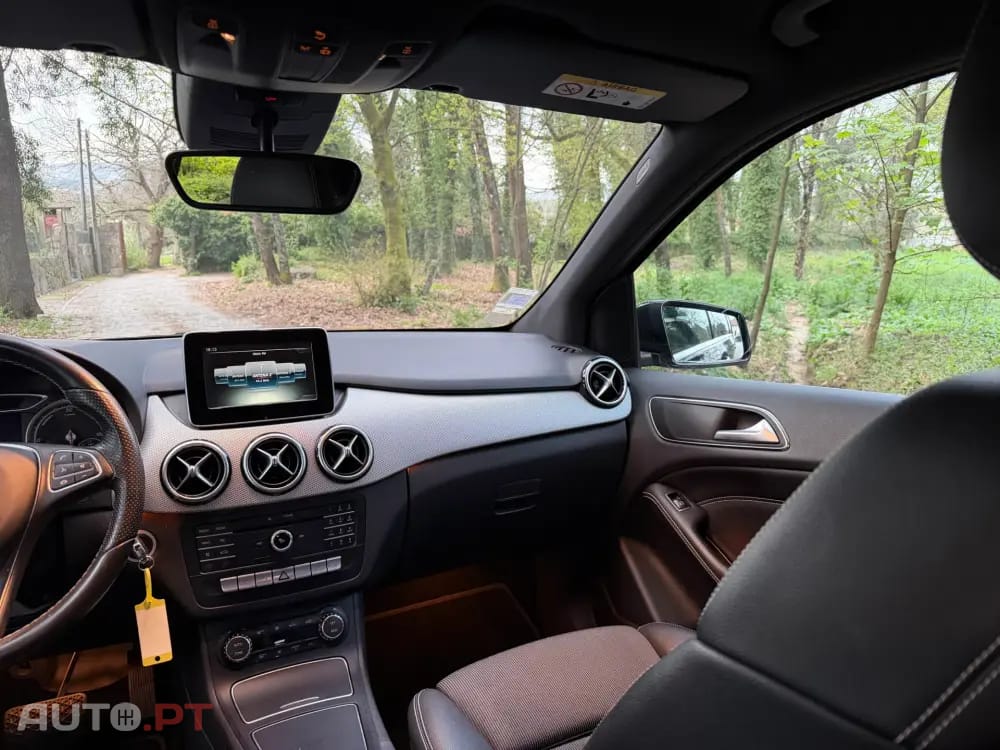 Mercedes-Benz B 250 e Electric Drive