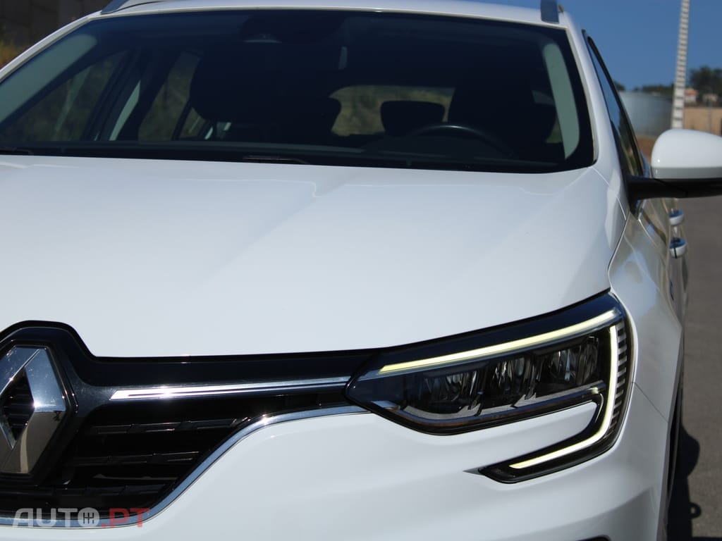 Renault Mégane Sport Tourer 1.5 Blue dCi Intens EDC