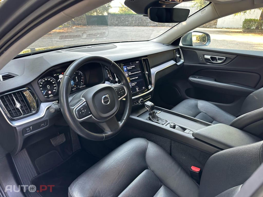 Volvo V60 2.0 D3 R-Design Geartronic